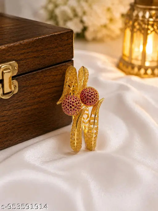 Gold Filigree Pearl Work Kangan Set (Pack of 2)